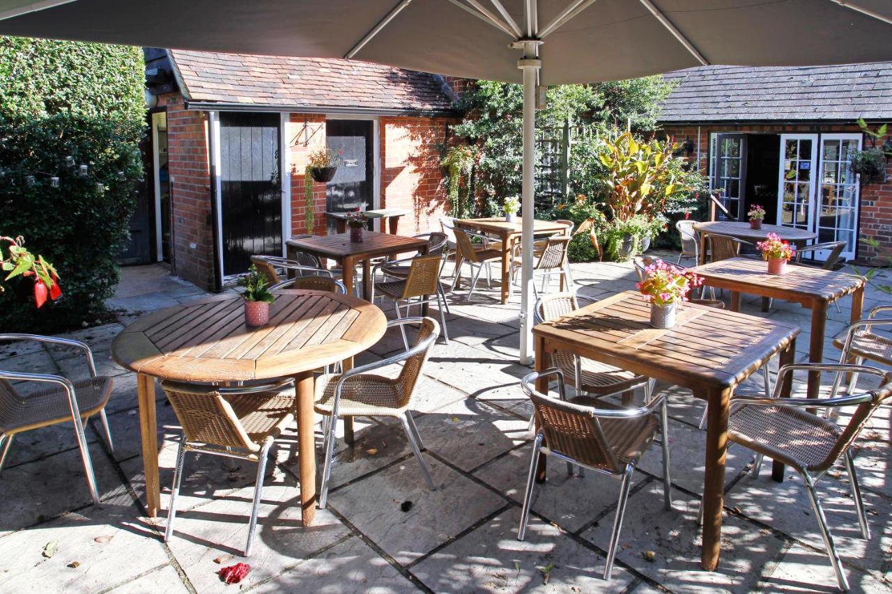 The Raven Suite Henley-on-Thames ภายนอก รูปภาพ